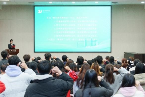 抖阴